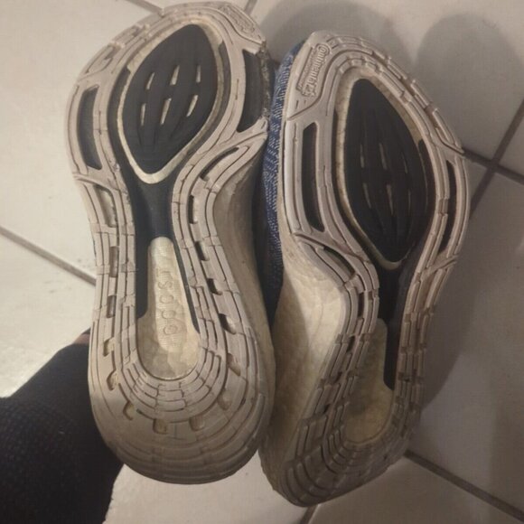 Adidas Ultraboost Light Women Size 5.5 Sneakers Running Shoe Blue White - Picture 4 of 6